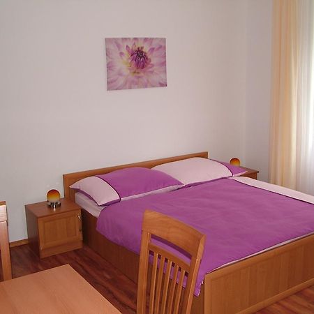 Penzion Rafael Подєбради Номер фото